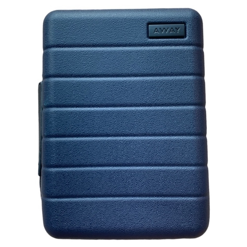 AWAY x United Mini Suitcase First Class Kit